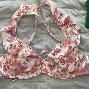 Cupshe Dreamy Garden | Floral Ruffle Bikini top |  Pink and Cream